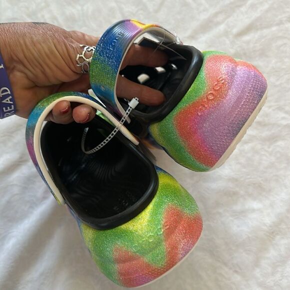 Copy Crocs Platform Classic Crush Spray Dye  Black Rainbow Slip On Shoes M 6 W 8 - Picture 4 of 10